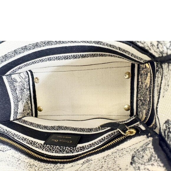 Christian Dior  Lady D-Lite Medium Embroidered Zodiac Toile De Jouy Shoulder Bag - Picture 11 of 13